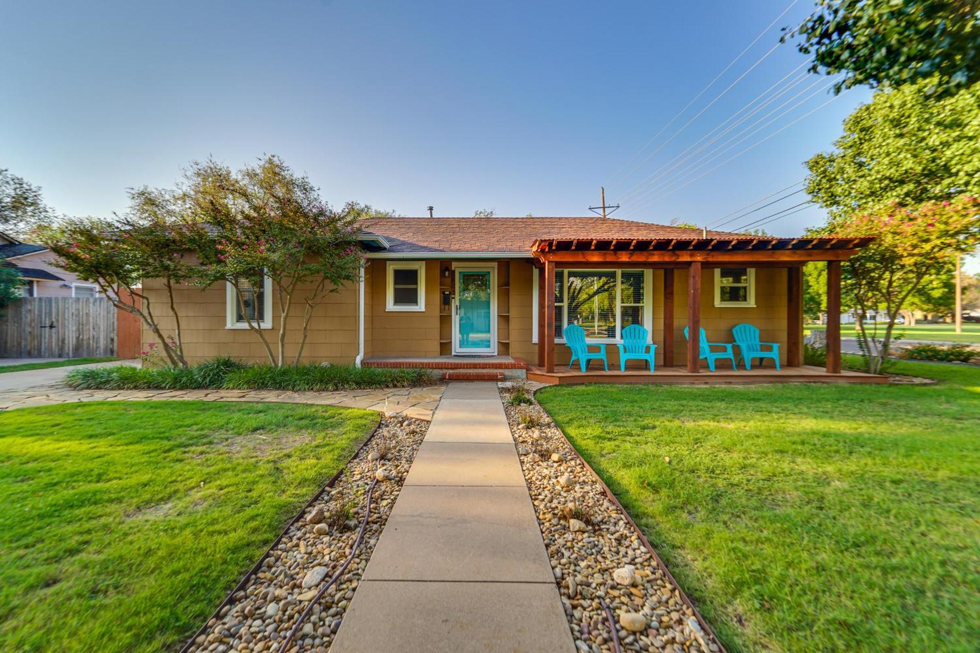Lovely Lubbock Home With Furnished Deck And Grill Ngoại thất bức ảnh