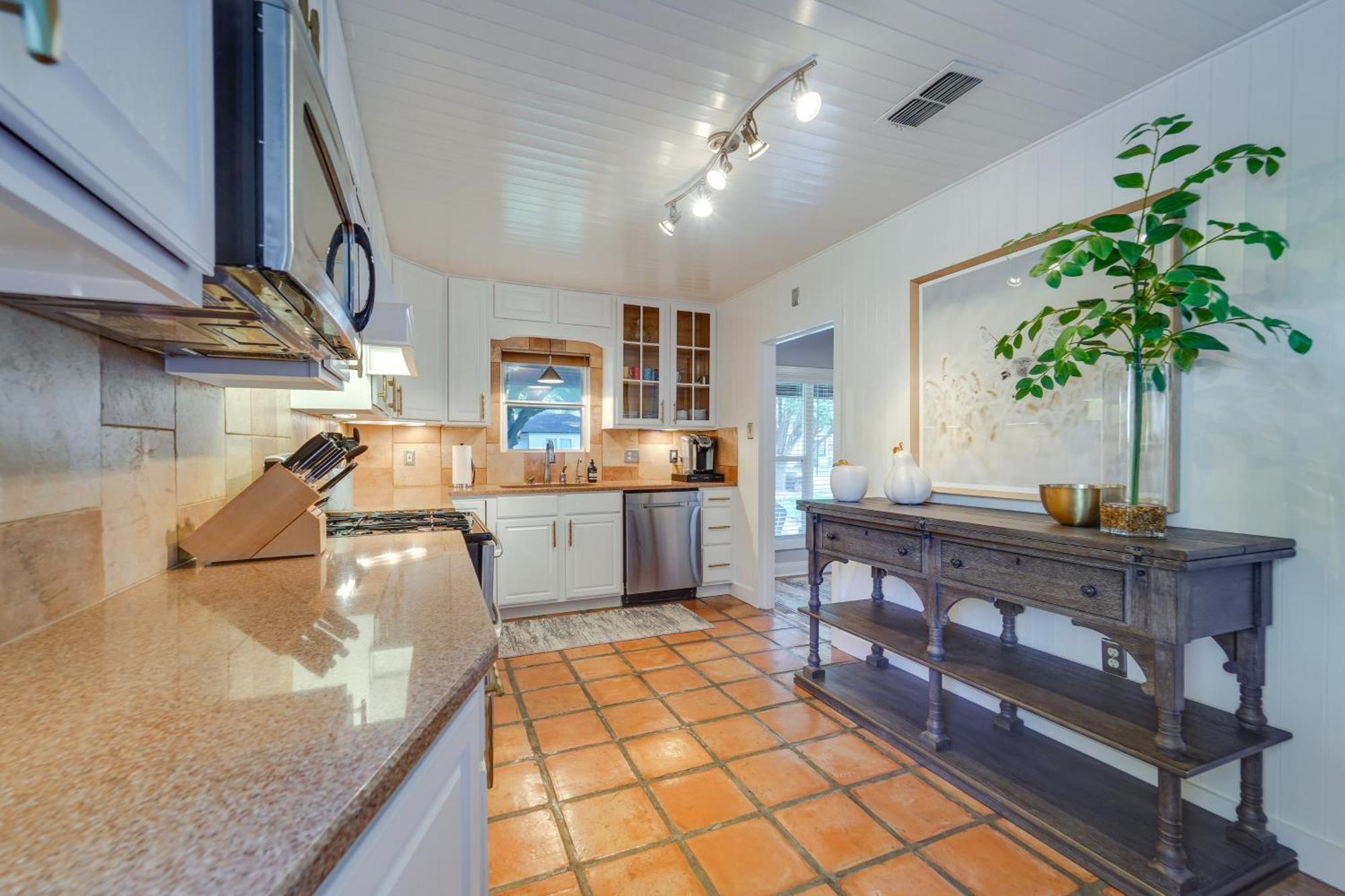 Lovely Lubbock Home With Furnished Deck And Grill Ngoại thất bức ảnh