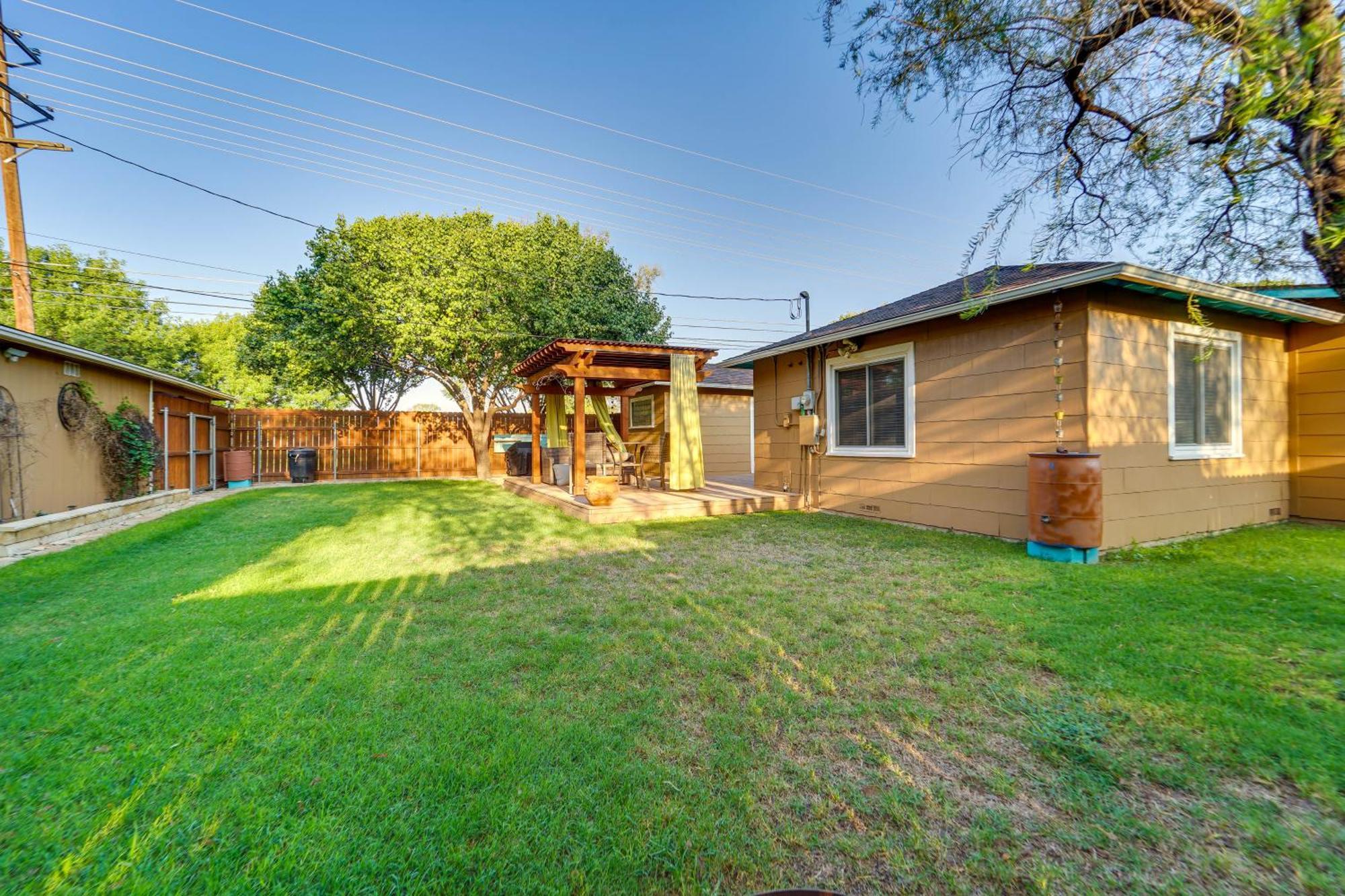 Lovely Lubbock Home With Furnished Deck And Grill Ngoại thất bức ảnh